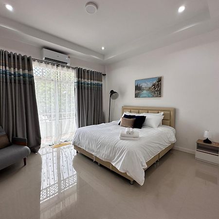 Home Living 8 At Hat Yai Ban Kho Hong Exterior photo