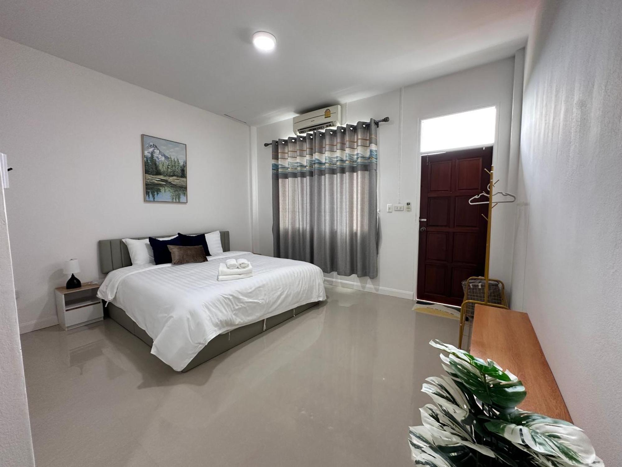Home Living 8 At Hat Yai Ban Kho Hong Exterior photo